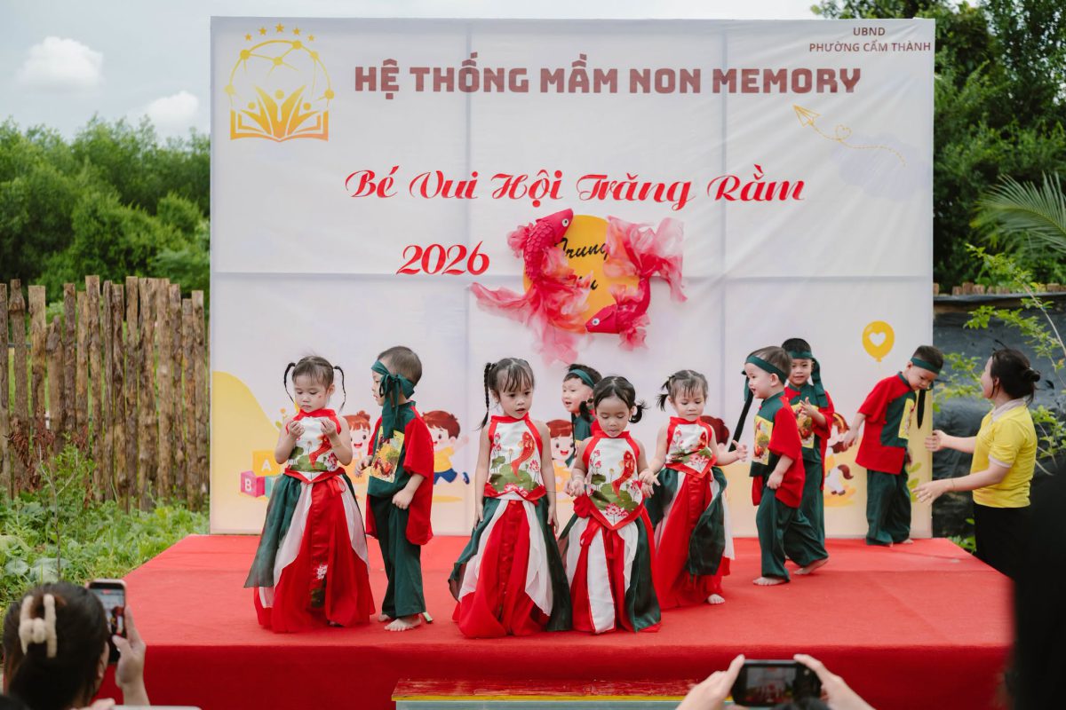 Bé Mầm non Memory biểu diễn văn nghệ hội Trung thu 2026